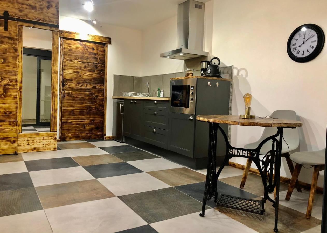 Studio Cocooning Spa, Lit Xxl, Cour Exterieure Le Puy-en-Velay Dış mekan fotoğraf